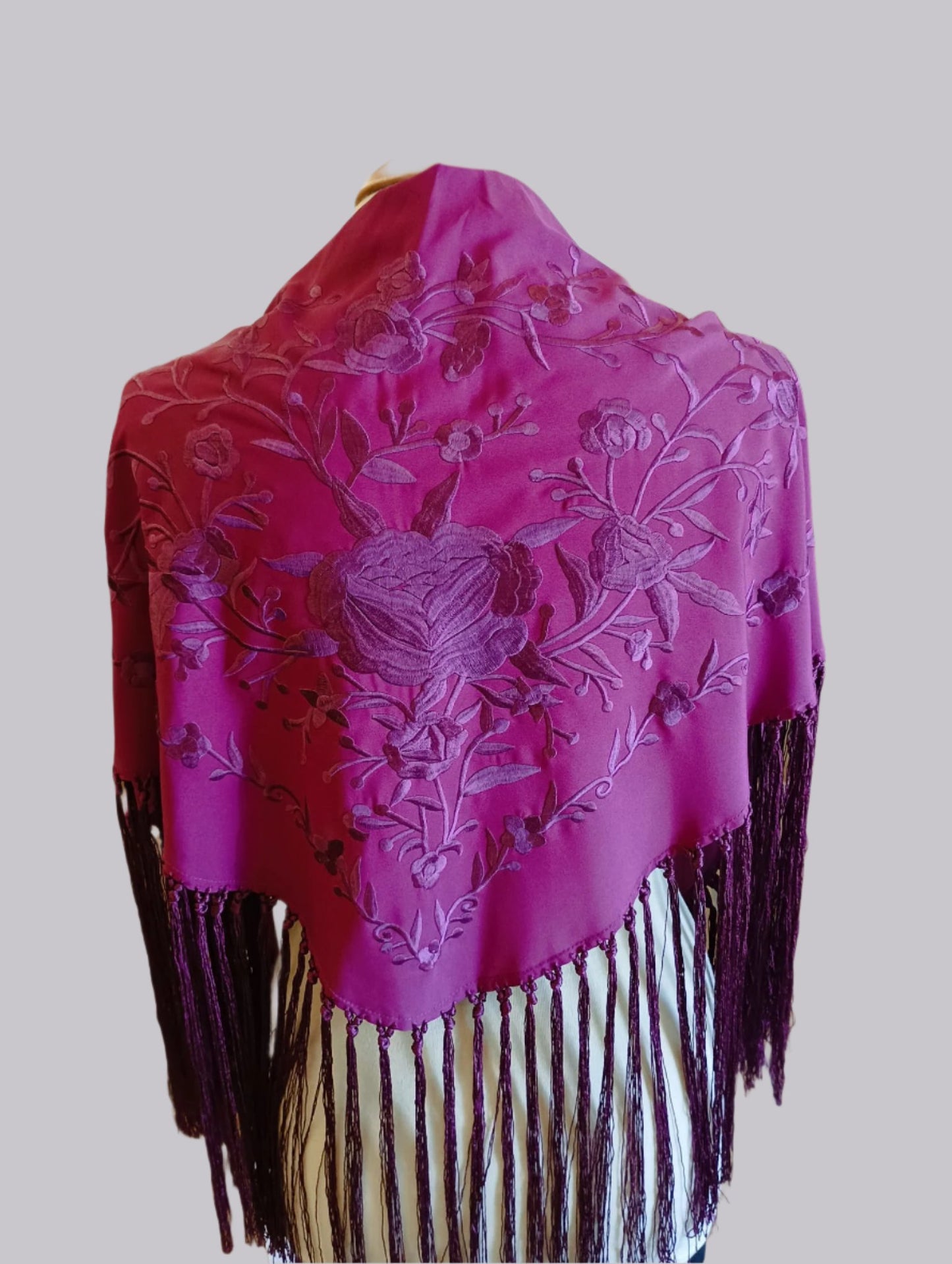 MANTONCILLO DE FLAMENCA BORDADO BUGANVILLA 4.22024